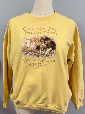Vintage Cat Sweatshirt 90s Women's XL Yellow Cats Potato Chips Crazy Grannycore